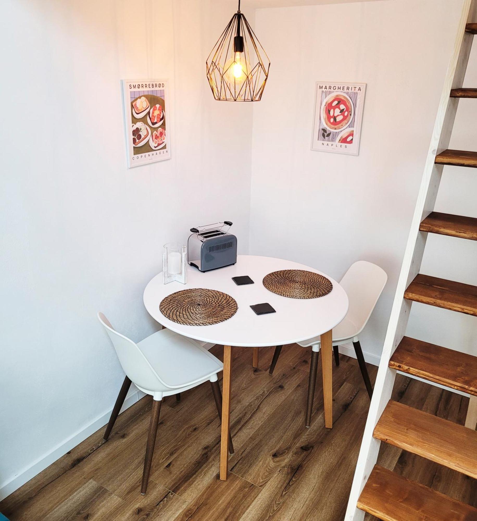 Modernes 1-Zimmer-Apartment Mit Galerie-Schlafkoje Im Skandinavischen Stil Ostenfeld  Εξωτερικό φωτογραφία